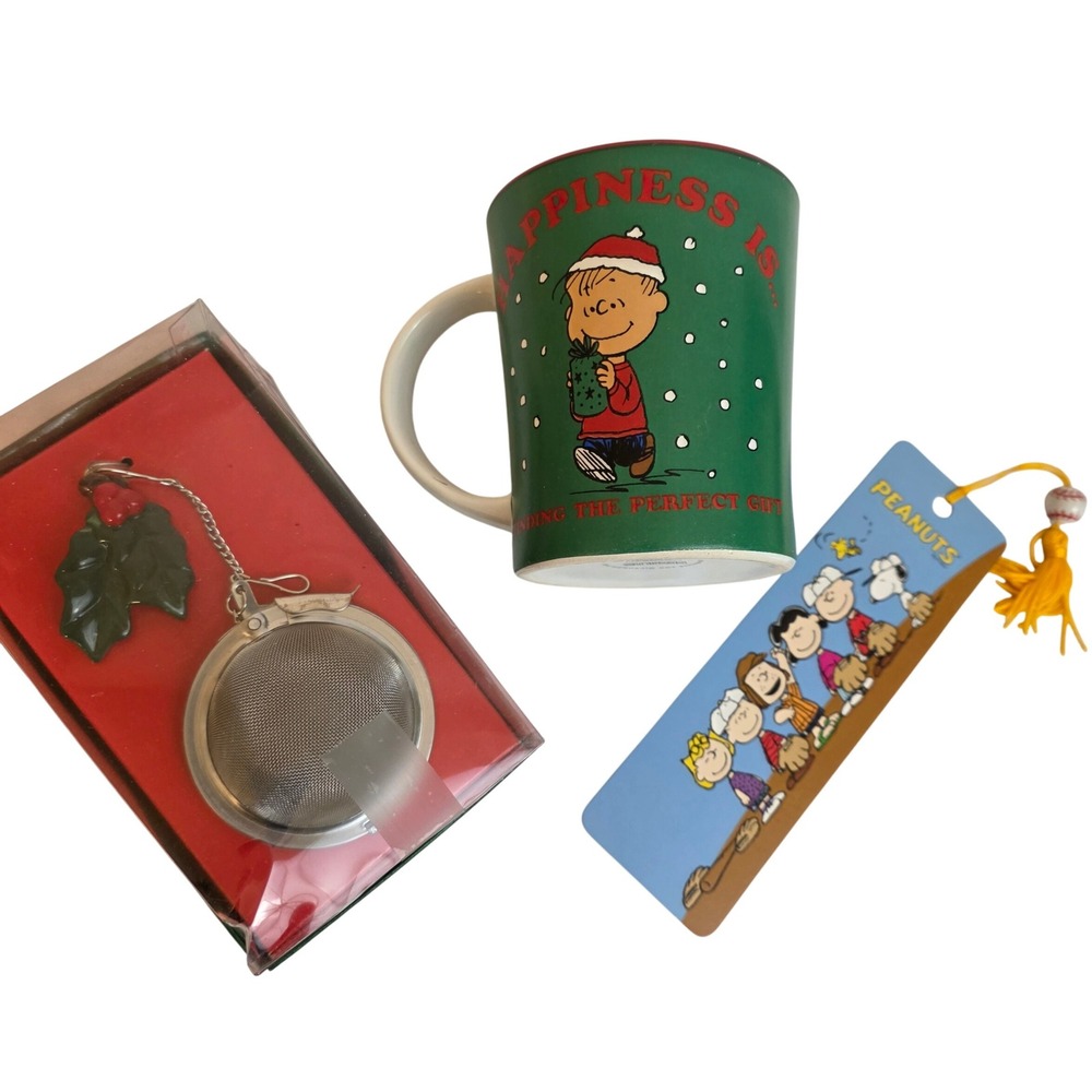 VTG Christmas Gift Lot: Linus Happiness Mug, Mulling Spice Ball Peanuts Bookmark
